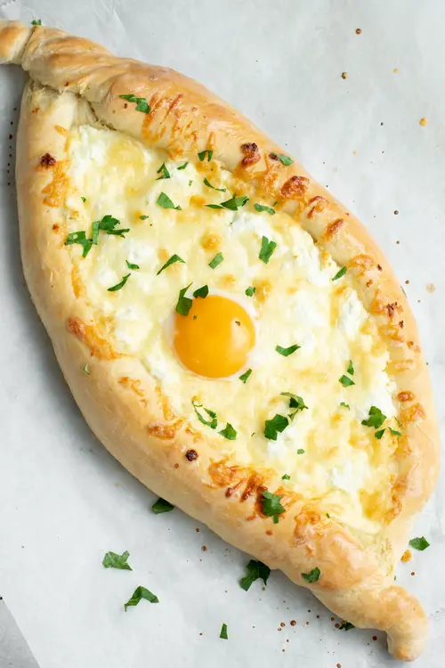 Nino's Khachapuri